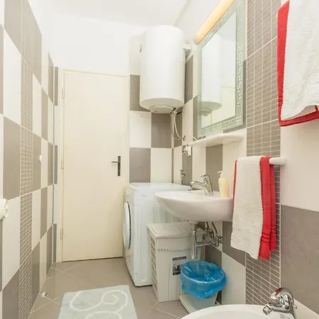 Ferienwohnung Fur 6 Personen Ca 80 Qm In Crikvenica, Kvarner Bucht Und Umgebung Crikvenica